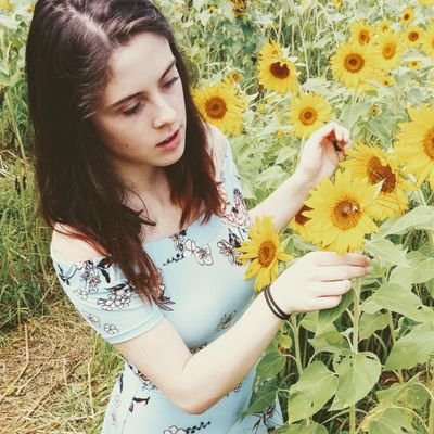 Chelsea39746944's profile picture. One voice can make a song. One life can change the world. // I follow back. // Virgo // Instagram: Chelsea_smile29 //