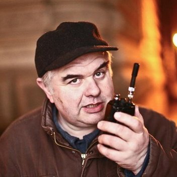 plu1000's profile picture. Jsem blázen do všeho co mluví, do čeho se mluví a do všeho čím se to mluvení dá poslouchat. Zkrátka cvok do vysílání a příjmu.

📞☎️📻📡📶🇨🇿