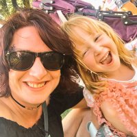 Zoe (@zoehanson1) 's Twitter Profile