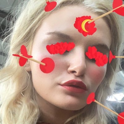 blondegrave's profile picture. supporting the queen grave (and @pinkslips97) since 2017 • follow me on instagram @blondegrave ! 💒