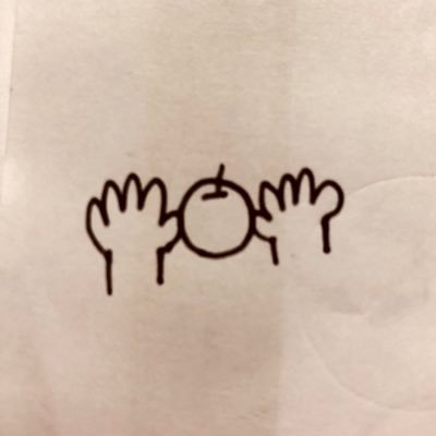 at_GulHeena's profile picture. アジアが好き🌏 カレーは飲み物🍛 更年期のはじまり🎬✨ 急に来た老眼👓