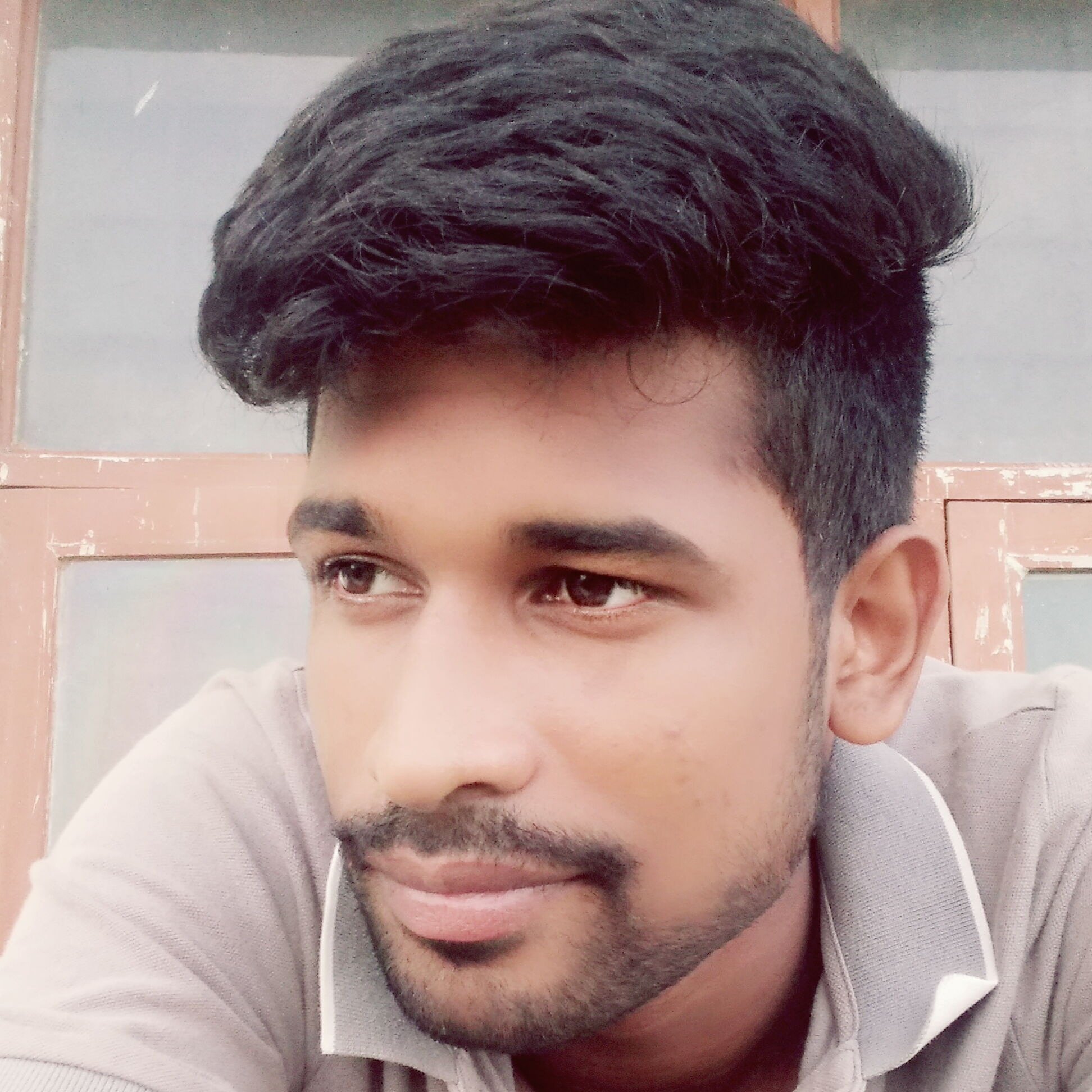 Rajeshvalli7's profile picture. Nthg