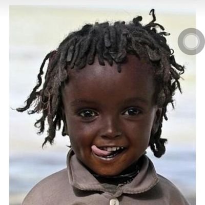 el_Jacobian's profile picture. Product Manager | Certified Massage Therapist |