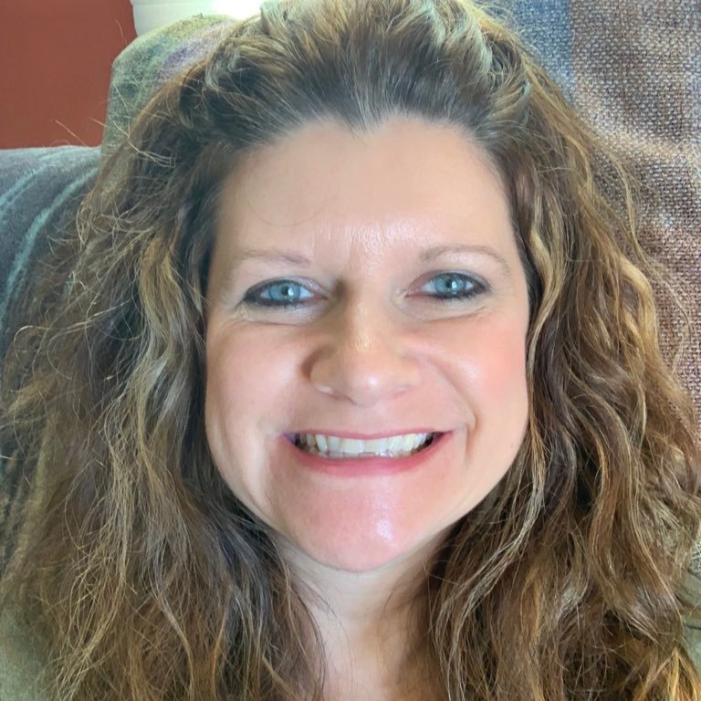 RaeSettle's profile picture. 