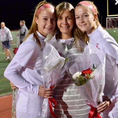 HeidiRHill's profile picture. 