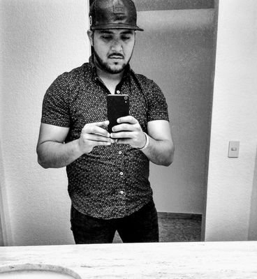 Dgarom's profile picture. 