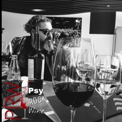 L_Max's profile picture. L'(Max) Software Engineer at SAP Escritor e Proprietário da Editora Casa da Poesia... https://t.co/71XkN1qJM7 - @casadapoesia_editora 
Presidente Estadual da ALB-SP