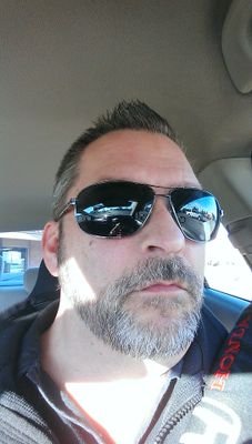 theMDDoss's profile picture. Constitutional Conservative Hubby, Father, Appraiser, Musician