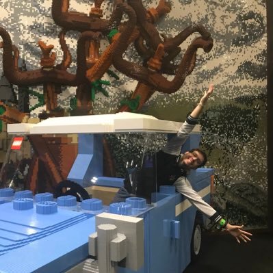 Web Developer at Erasmus Student Network AISBL - @ESN_Int. Fan of LEGO, traveller, Computer Engineer...