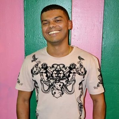 Brasileiro, Carioca, Flamenguista e Mangueirense apaixonado. Cria Do Morro é cultura é raiz é favela https://t.co/OrFWHEF6zH🧢
