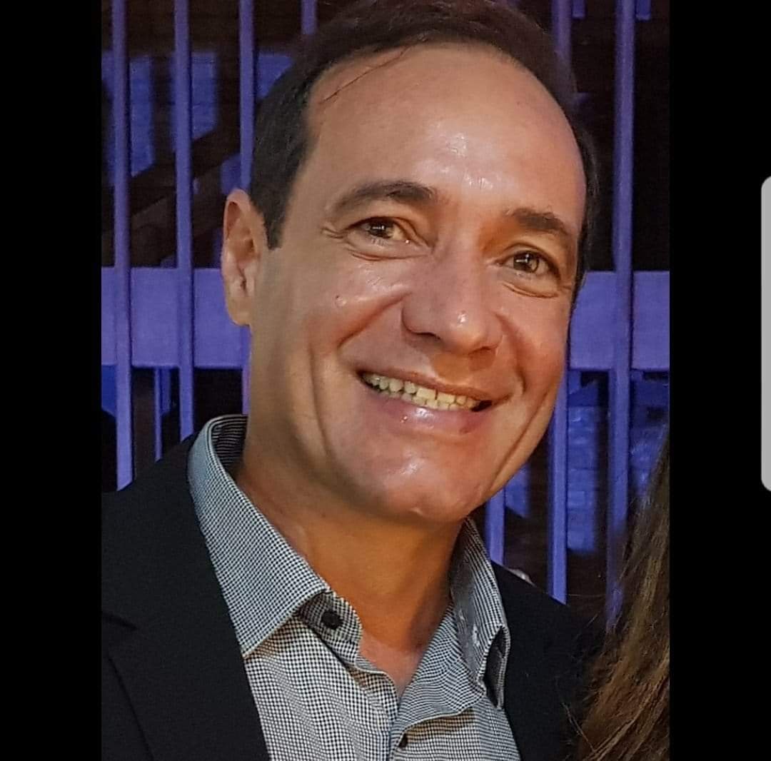 Advogado, ex-covarde como Nelson Rodrigues,
católico como J. Paulo II e 100% anticorrupção 👐