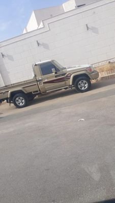 Rd76dTWYJiqOSdc's profile picture. 