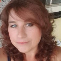 Elizabeth Kohler - @EAKCreations Twitter Profile Photo