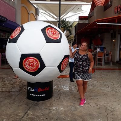 gisevg's profile picture. Bahiense. Bostera y Aurinegra de la cuna al cajón.