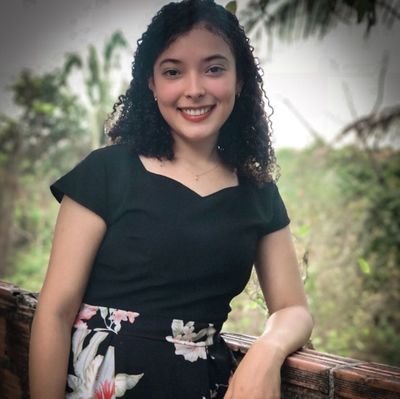 ShyrlenneC's profile picture. Um Deus imenso que por amor se deixa alcançar...