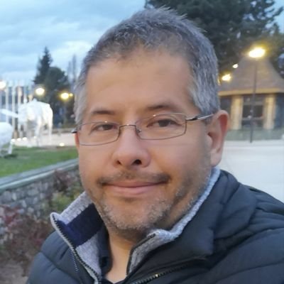 MHidalgo21's profile picture. Comunicador de vocación, Bombero de corazón. Periodista en la Institución de las Alas Enarcadas y los Chicos Buenos. Le hago a las RR.SS. y administración web.