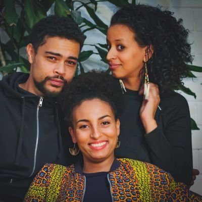 MatatuPodcast's profile picture. Der deutschsprachige Afro-Podcast. Steigt ein und feiert mit unseren "Derevas" @nyangomah, @washirux und @dziedzic_l AfroKultur in all ihren Facetten!
