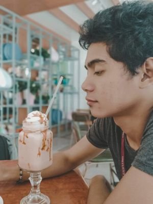 BusallaMarky's profile picture. 