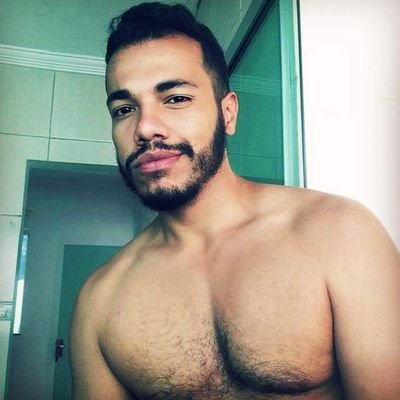 um emoji me define 😏 https://t.co/unX1kXBU4Z