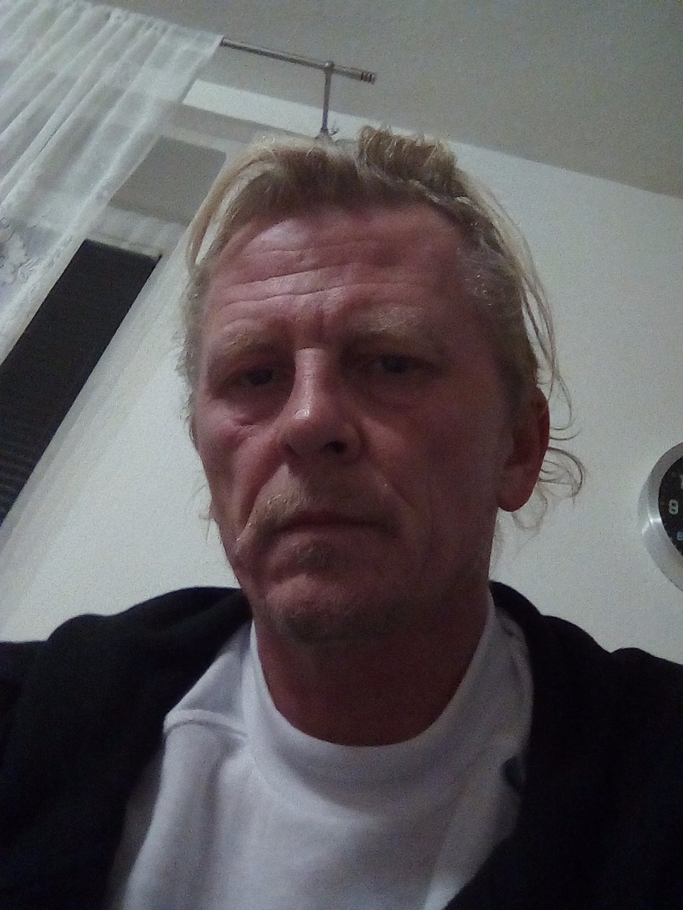 BalazMarty's profile picture. I USE THE FOURS AND DONT PLEAD THE 5th ......  I FOURGIVE!  I ADJUST THE GRAVITY OF ALL ROUND HEAVY DENSE PLANETOIDS. SHAPE? I LIKE OUR GLASSES FIGURES RIGHT?