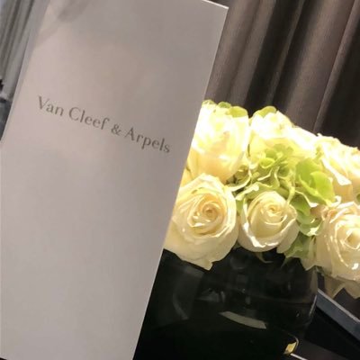 Bella07166232's profile picture. هُنا أنقل ما يُعجبني مما أقرأ ؛ لذلك هنا القليل من كل شيء ...