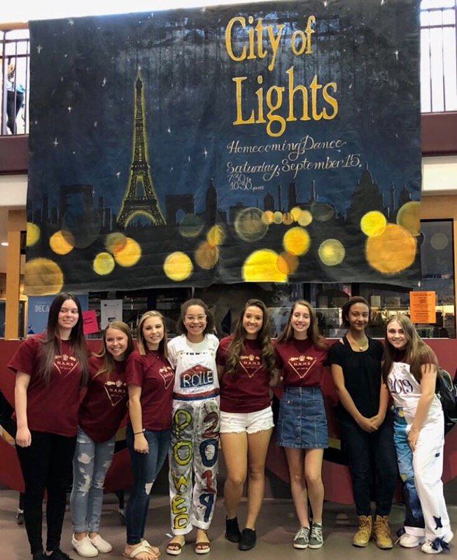 An Artist Honors Society that meets every other Wednesday! and strives to better the community through the arts!
Insta: @CTHS_NAHS