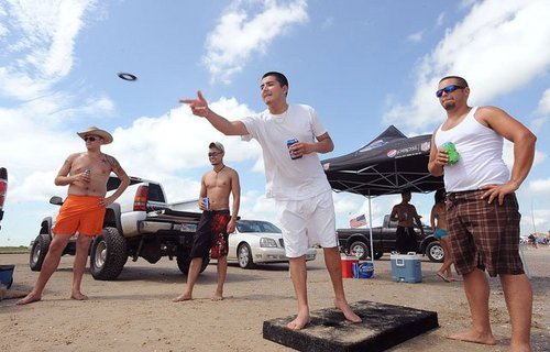 Gero409's profile picture. Not into social media much...