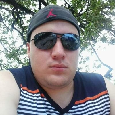 soy una gran persona me gusta ser divertido hago mucho deporte seguirme en instagran: alonsochaves11