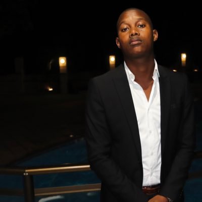 qiniso_mbili's profile picture. SABC News journalist, Producer and Presenter