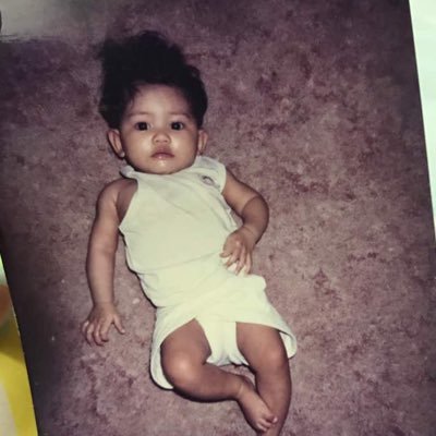 EzaAzhar3's profile picture. 