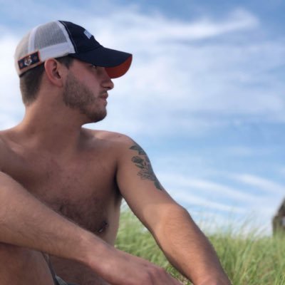 King_Ring17's profile picture. Don’t pray for a easy life; pray for the strength to endure a difficult one. sports enthusiast Celtics🍀 #GoPats Bruins LFG! 30