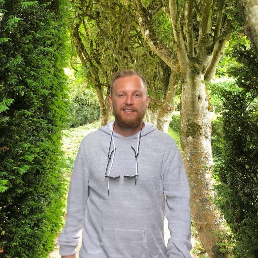 JasonSimat's profile picture. Performance Marketing Specialist | Content Creator | Sustainable living