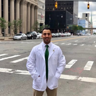 Ricky_Sareini's profile picture. @umich alum | @waynemedicine ‘22