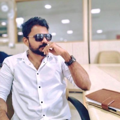 it_is_me_Rafi's profile picture. I could never be described in 150 characters…