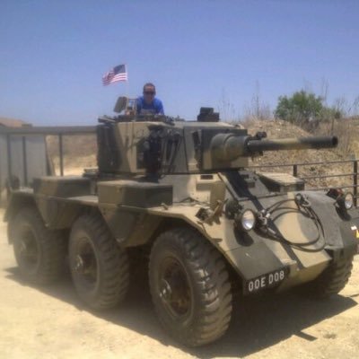 LebowskiKevin's profile picture. Zombies eat brains, you'll survive.