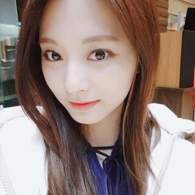 しゃもじ Twice ツウィペン やっぱりツウィ可愛いな 日本でも写真撮れるようにしてほしいな めっちゃlive行きたい 次のライブが待ち遠しい W Onceと繋がりたい Onceさんでいいねした人全員フォロー Onceともっと繋がりたい Onceからの