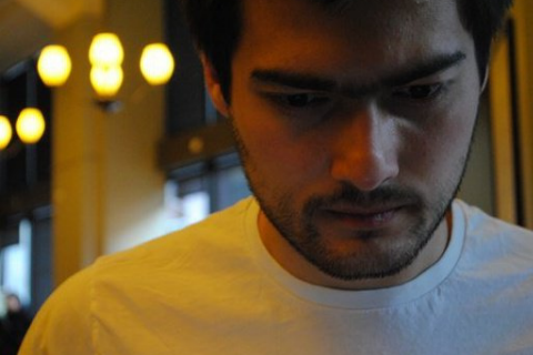 this is not me. see http://t.co/3Tw9oeVjfM
