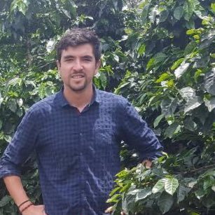 Father, husband, 🇨🇴🇫🇷, Sustainability Manager @ofi | #coffee, #sustainablefarming, #surfing