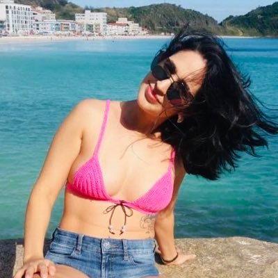 aReginaPeixoto's profile picture. 