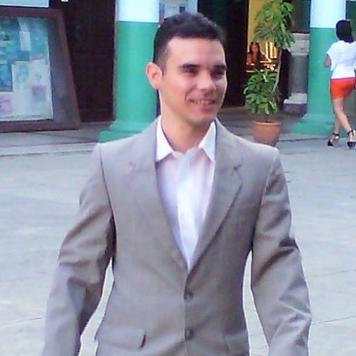 Ingeniero informático. Webmaster de Radio Cabaiguán.