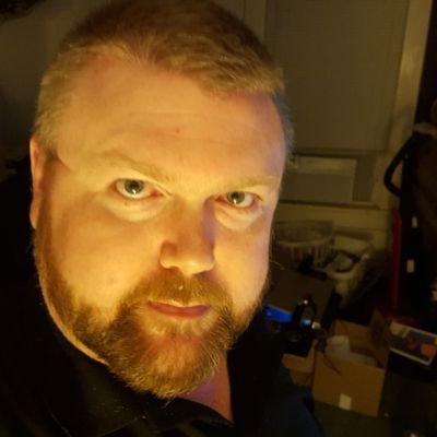 beni_kenobi's profile picture. No one really understands me, and that's understandable.