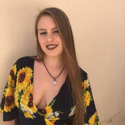 KarlineNesi's profile picture. 