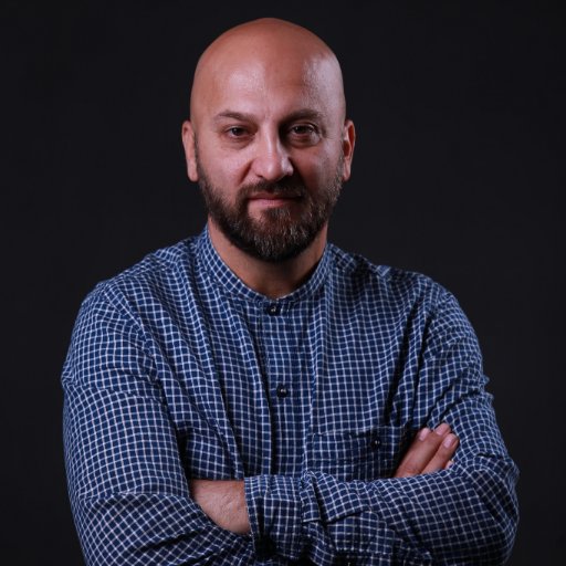 afshinamirshahi's profile picture. روزنامه نگار