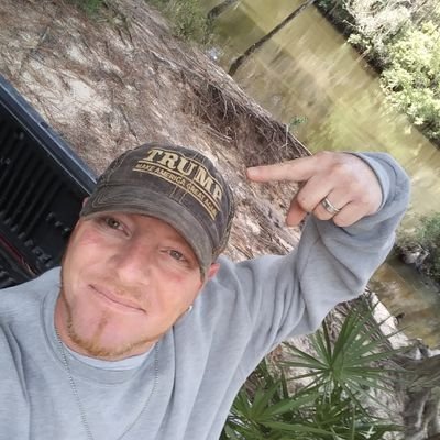 theykallmecolby's profile picture. Gravity holds me hostage on this big ball of goo