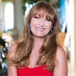 Welcome to the OFFICIAL Jane Seymour Twitter page!