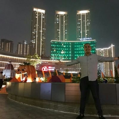 gilangpro2's profile picture. Host