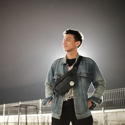 arislanhaikal's profile picture. Allah itu maha adil, ada usaha ada hasil 🤙🏻