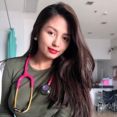 OBSTETRICS GYNECOLOGIST....Follow me on instagram @docshanna