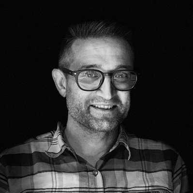 Gelebtes Internet seit 1997, Privat und auch mit https://t.co/8h5KOuw0B9 - Schwerpunkt SEO, SEM, Social Media, Analytics sowie Web 1.0 ;) der Basis des Internets