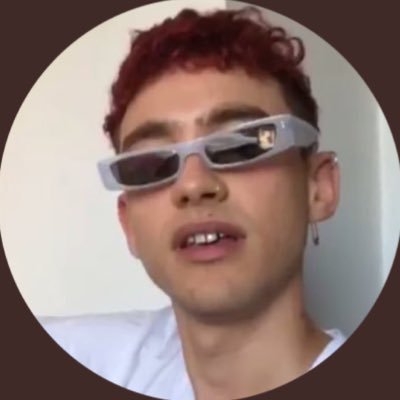 “honestly shine deserved all those videos” - @sunlightmp3